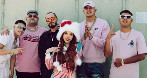 Yeri Mua anuncia sorpresiva colaboración junto a J Balvin